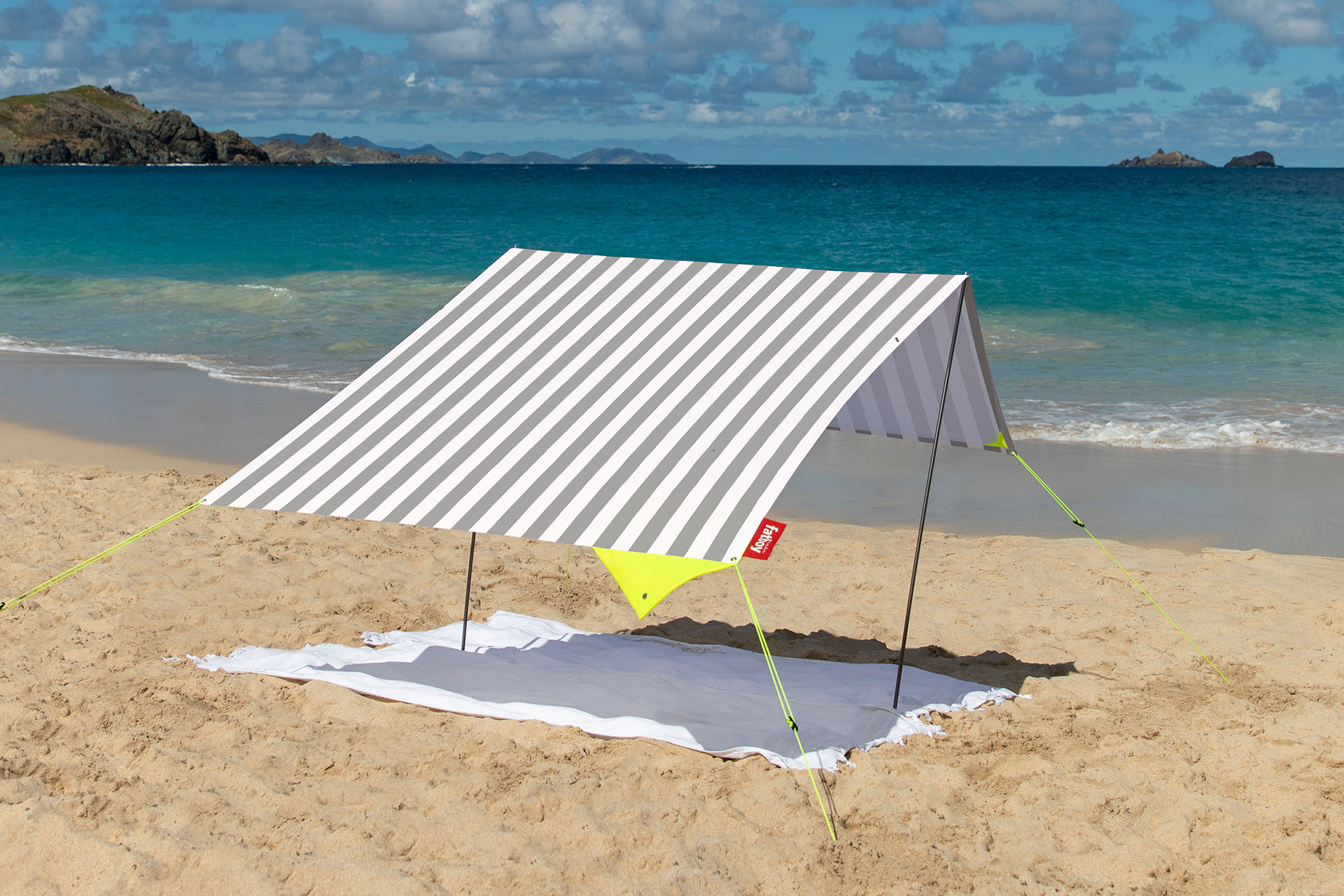 Portable beach shade hotsell